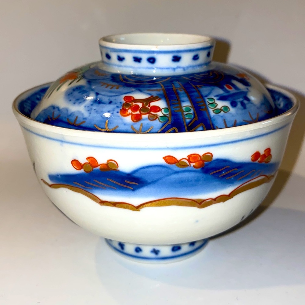 Bowls with Lids (2)